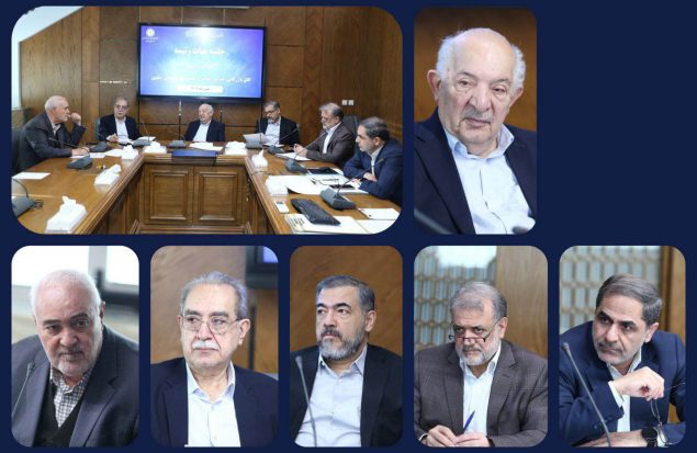 📸شصت وششمین جلسه هیأت رئیسه اتاق بازرگانی، صنایع، معادن و کشاورزی خراسان رضوی به منظور بررسی اخبار و رویدادها و اقدامات گذشته، ارائه گزارش عملکرد مالی اتاق در 9 ماهه سال 1404 و سایر موضوعات اتاق مشهد، صبح امروز در محل پارلمان بخش خصوصی استان برگزار شد.